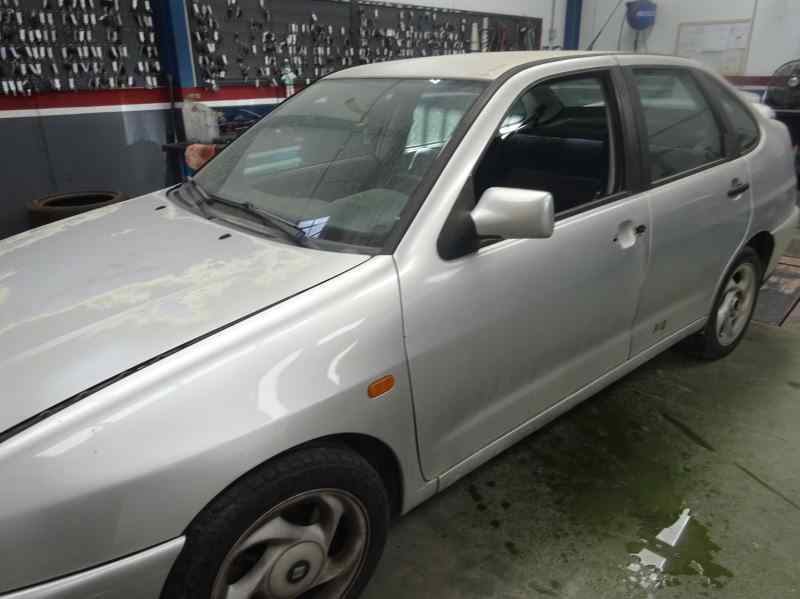 RETROVISOR IZQUIERDO SEAT CORDOBA 1.9 TD MT 110CV