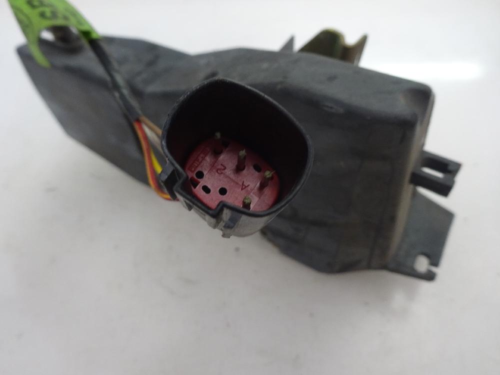 CERRADURA PUERTA DELANTERA DERECHA FORD ESCORT 1.8 MT 115CV | 85KW