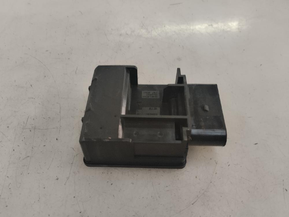 RELE SEAT ARONA 1.6 MT 95CV | 70KW