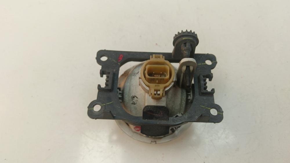 FARO ANTINIEBLA IZQUIERDO PEUGEOT 208 1.2 MT 110CV | 81KW