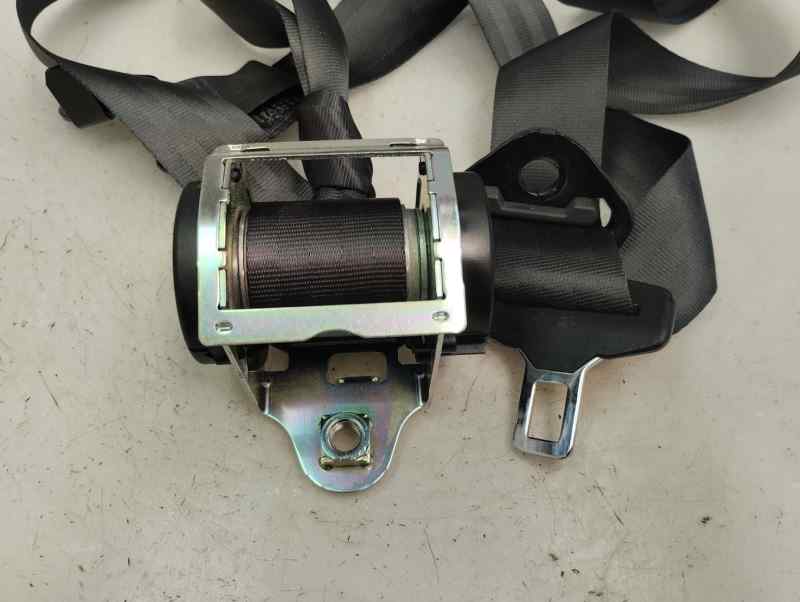 CINTURON SEGURIDAD DELANTERO DERECHO OPEL CORSA 1.4 MT 90CV | 66KW
