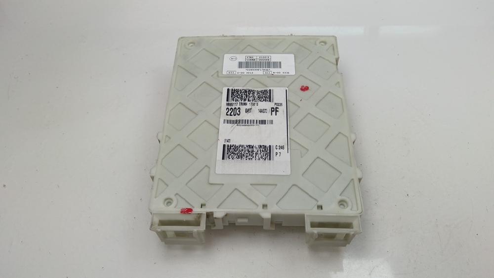 CAJA RELES FUSIBLES FORD KUGA 1.5 MT 120CV