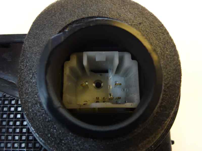 CERRADURA PUERTA DELANTERA DERECHA TOYOTA PRIUS 1.8CVT 99CV