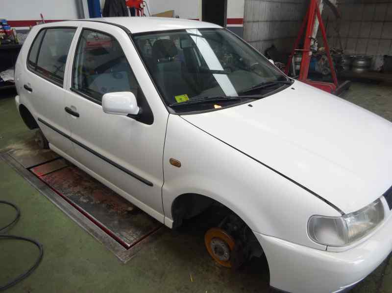 TRANSMISION DELANTERA DERECHA VOLKSWAGEN POLO 1998 1.4 MT 60CV | 44KW