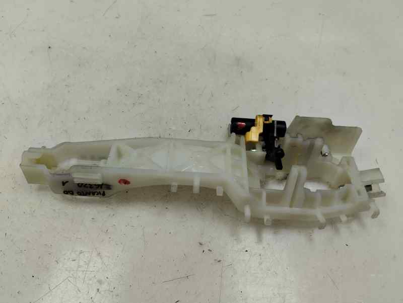 SOPORTE MANETA EXTERIOR DELANTERA DERECHA KIA PICANTO 1.0 MT 67CV | 49KW