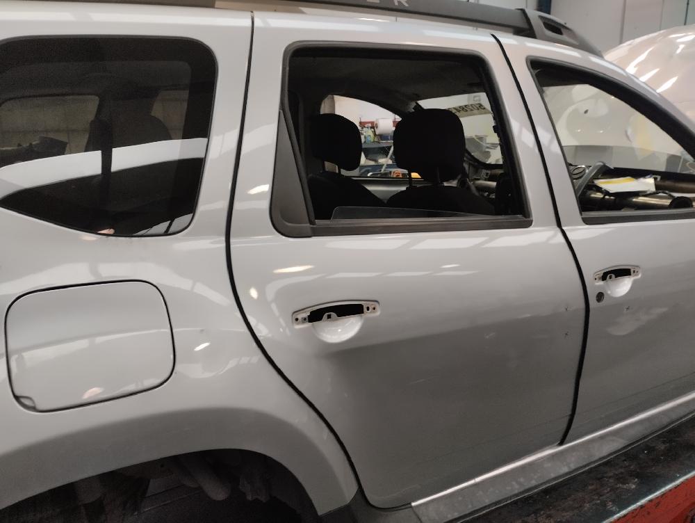 PUERTA TRASERA DERECHA DACIA DUSTER 1.5 MT 110CV DIESEL