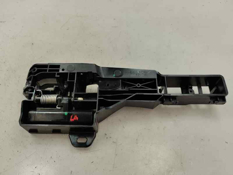 SOPORTE MANETA EXTERIOR DELANTERA IZQUIERDA RENAULT CAPTUR 1.0 MT 100CV | 74KW