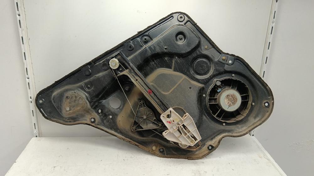 ELEVALUNAS TRASERO DERECHO SEAT LEON 1.9 MT 110CV | 81KW
