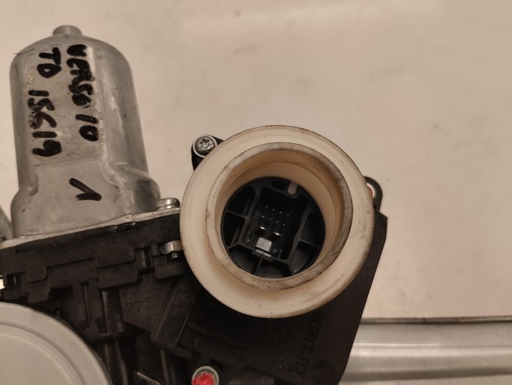 ELEVALUNAS TRASERO DERECHO TOYOTA VERSO 2.0 D-4D MT 128CV