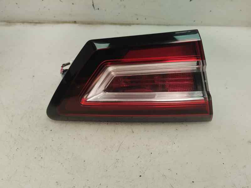 PILOTO TRASERO IZQUIERDO INTERIOR RENAULT CLIO 0.9 TSE MT 90CV