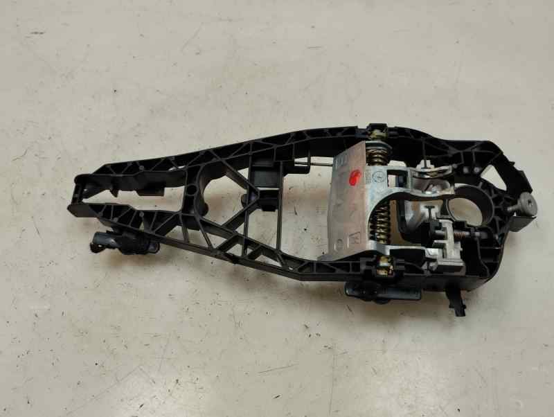 SOPORTE MANETA EXTERIOR DELANTERA DERECHA BMW X1 1.5 16D SDRIVE MT 116CV