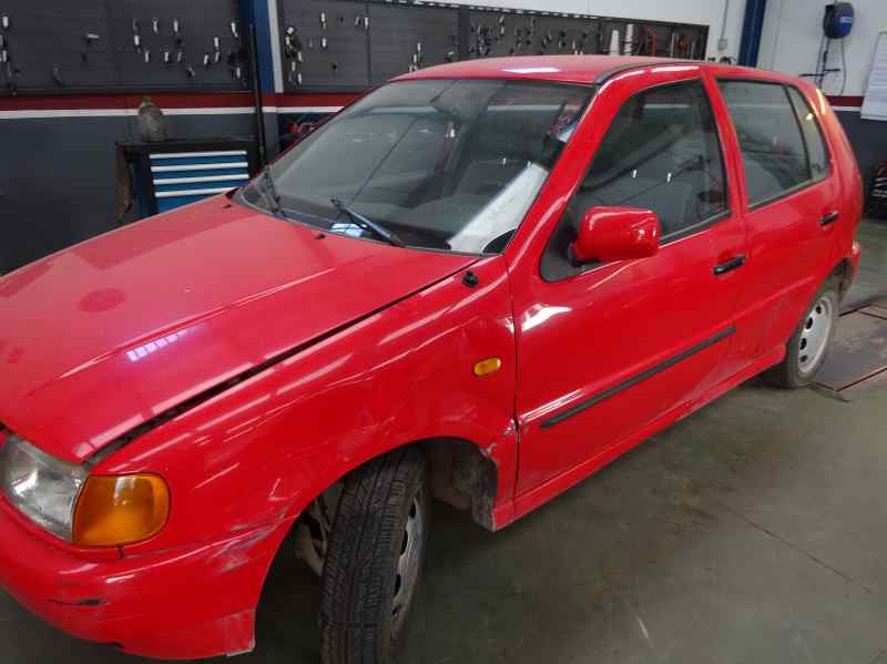 PILOTO TRASERO DERECHO VOLKSWAGEN POLO 1995 1.4 MT 60CV | 44KW