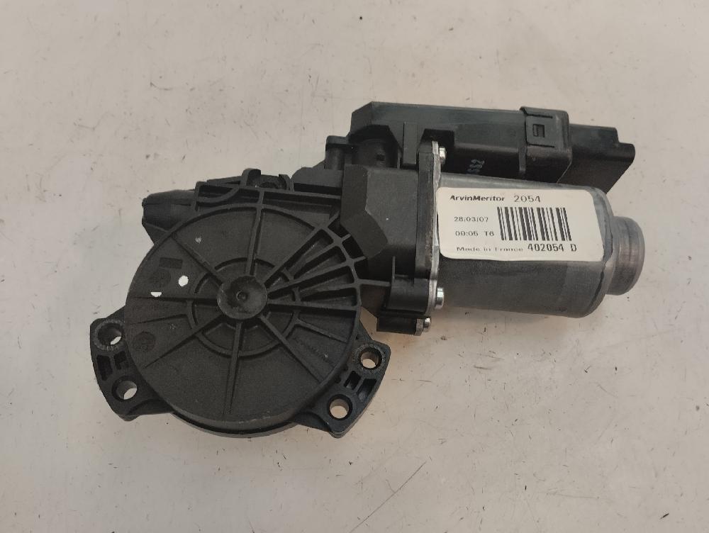 MOTOR ELEVALUNAS DELANTERO DERECHO KIA CEED 1.6 MT 113CV | 83KW