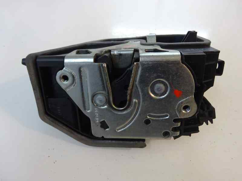CERRADURA PUERTA DELANTERA IZQUIERDA BMW SERIE 1 2.0 118D MT 143CV