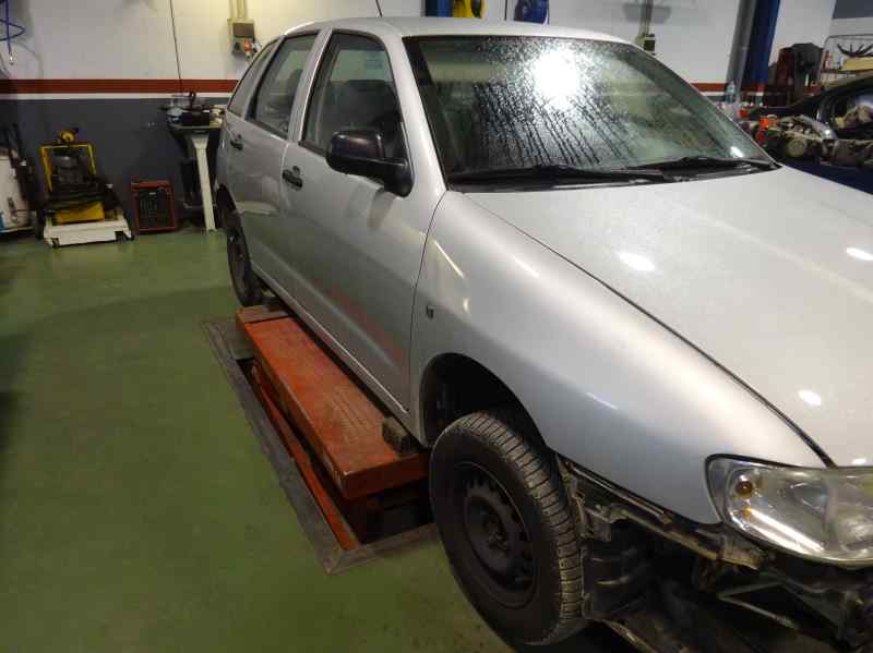 PILOTO TRASERO DERECHO SEAT IBIZA 2002 1.9 SDI MT 64CV