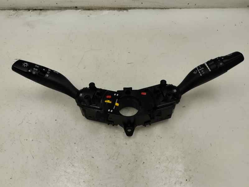 MANDO MULTIFUNCION KIA CEED 1.6 CRDI MT 136CV