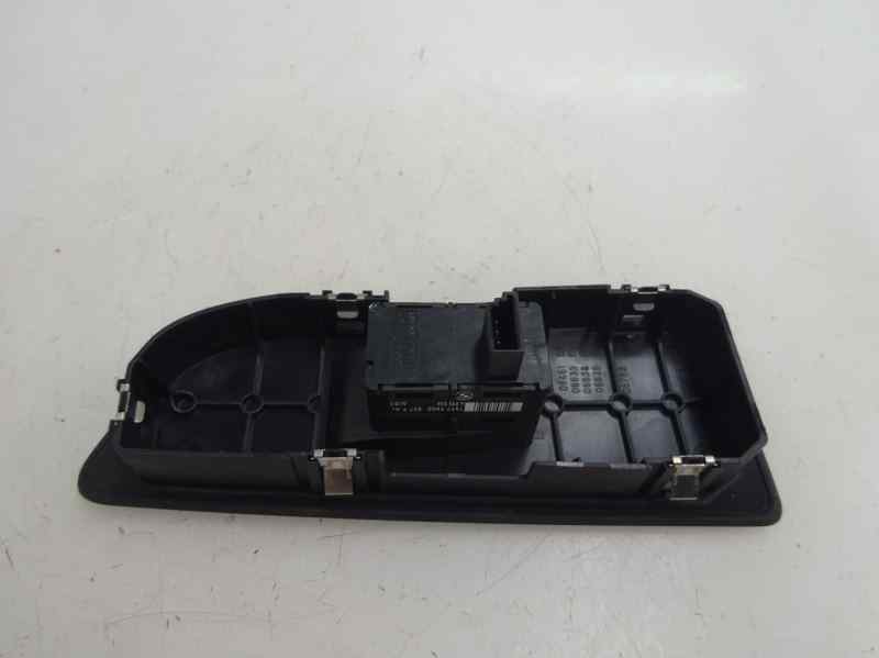 MANDO ELEVALUNAS DELANTERO DERECHO BMW SERIE 1 2009 2.0 MT 150CV | 110KW