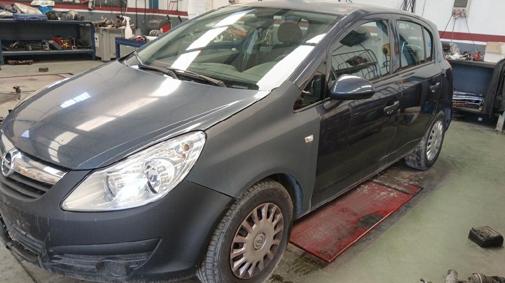 PILOTO TRASERO IZQUIERDO OPEL CORSA 2010 1.3 CDTI MT 75CV