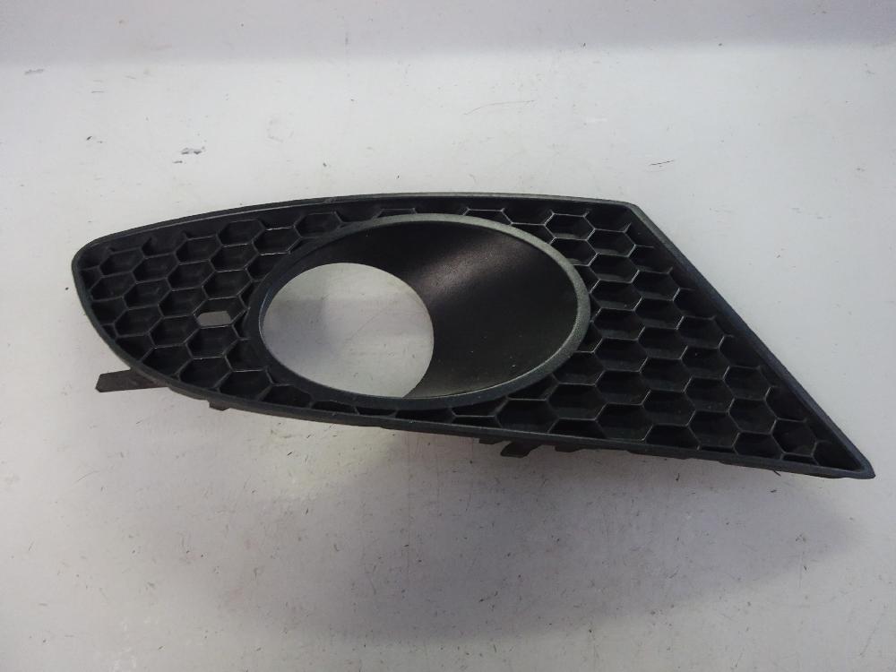 REJILLA PARAGOLPES DERECHA SEAT LEON 1.9 TDI MT 105CV