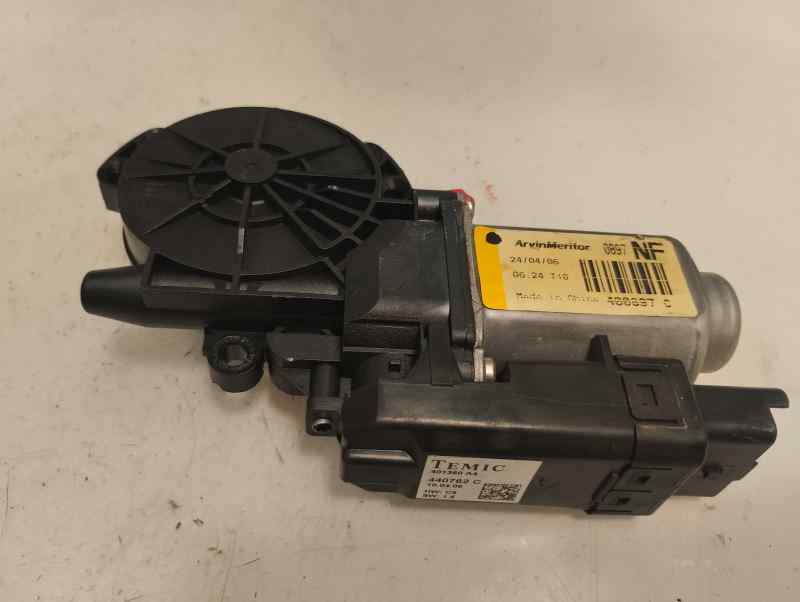 MOTOR ELEVALUNAS DELANTERO IZQUIERDO HYUNDAI SONATA 2006 2.0 CRDI MT 140CV | 103KW