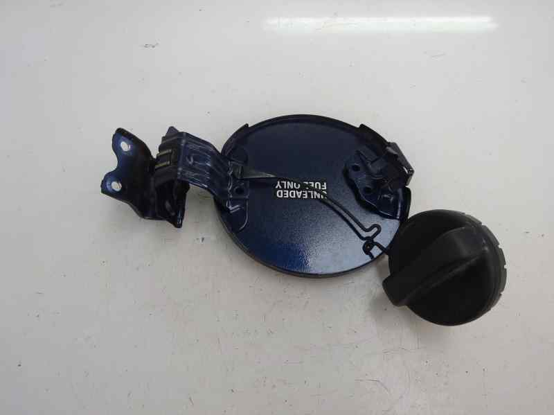 TAPA EXTERIOR COMBUSTIBLE TOYOTA YARIS 1.0 MT 69CV