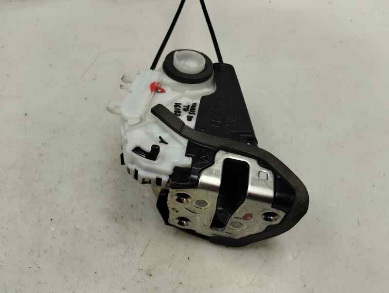 CERRADURA PUERTA TRASERA DERECHA TOYOTA YARIS 1.0 MT 72CV | 53KW