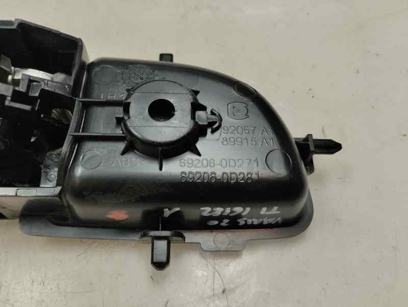 MANETA INTERIOR TRASERA IZQUIERDA TOYOTA YARIS 1.0 MT 72CV | 53KW