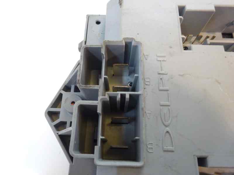 CAJA RELES FUSIBLES FIAT DOBLO 1.9 D MT 63CV