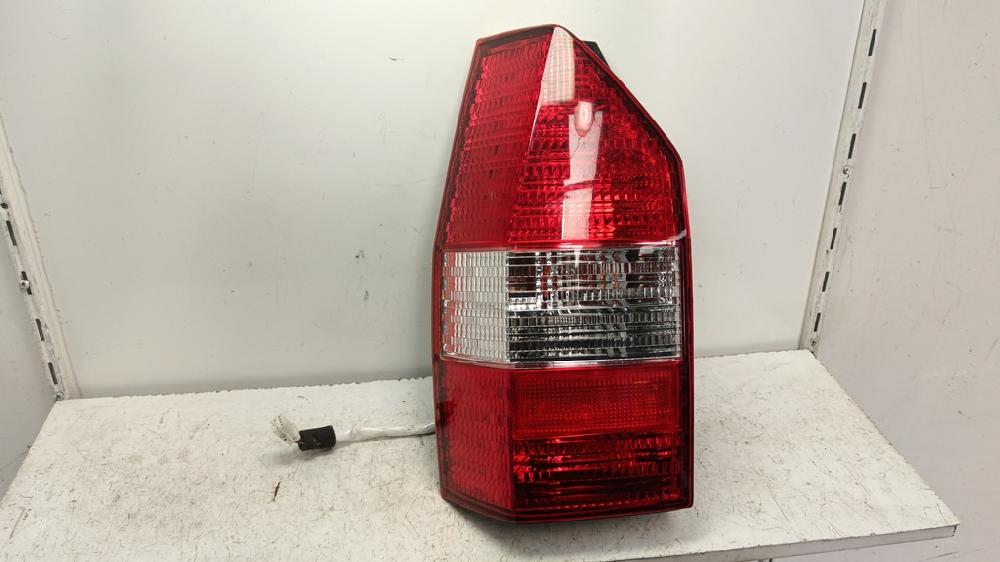 PILOTO TRASERO IZQUIERDO MITSUBISHI SPACE WAGON 2.4 GDI MT 4WD 150CV