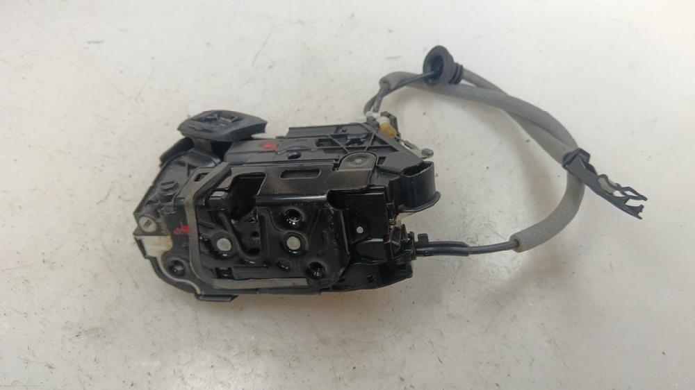 CERRADURA PUERTA TRASERA IZQUIERDA VOLKSWAGEN POLO 1.4 MT 75CV | 55KW