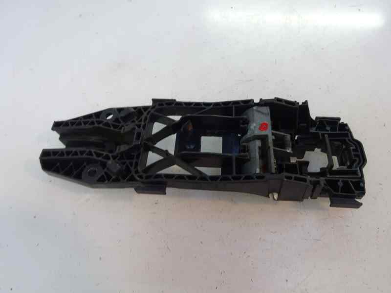 SOPORTE MANETA EXTERIOR PUERTA TRASERA DERECHA SEAT TOLEDO 1.6 TDI MT 105CV