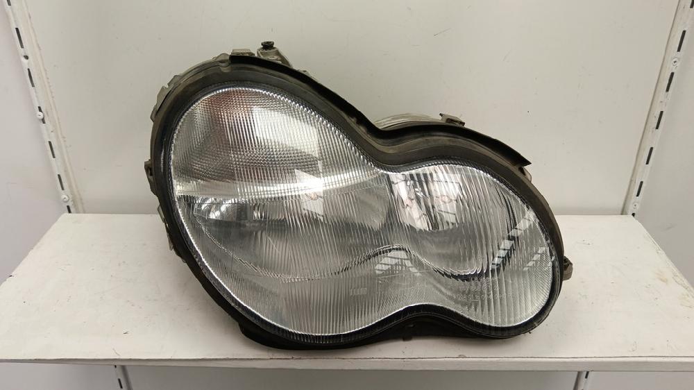 FARO DERECHO MERCEDES BENZ CLASE C 2.0 MT 163CV | 120KW