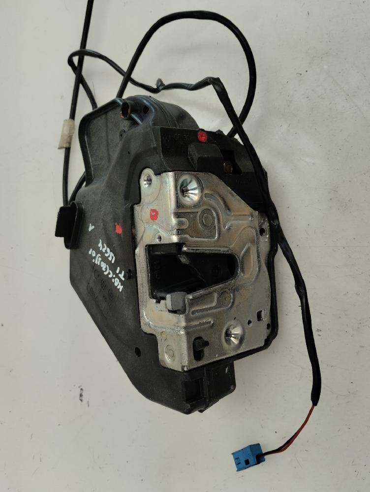 CERRADURA PUERTA TRASERA IZQUIERDA MERCEDES BENZ CLASE C 2.6 AMT 170CV | 125KW