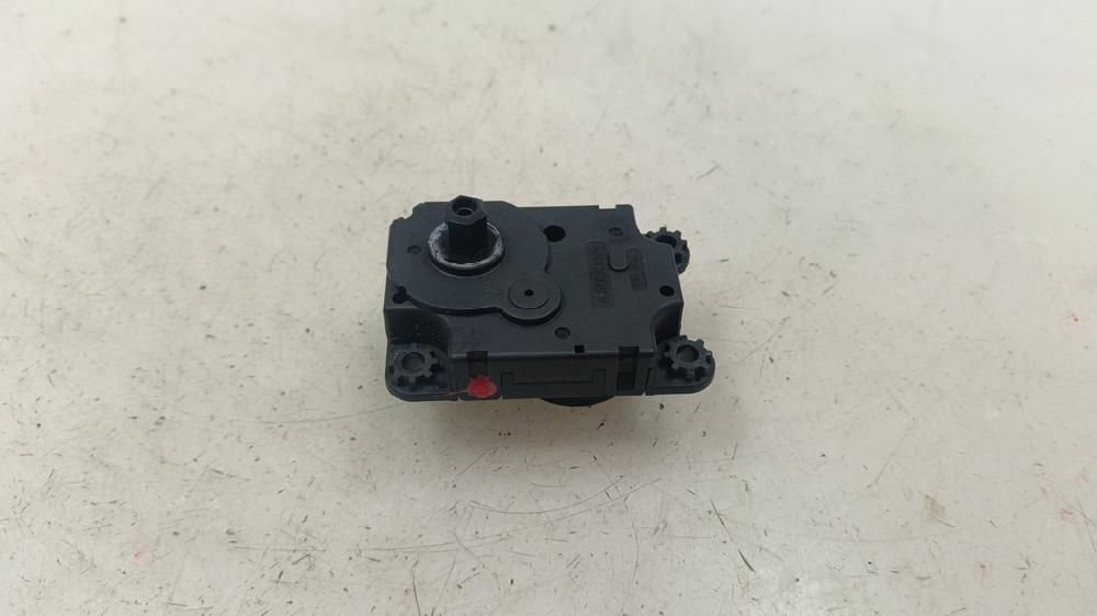 MOTOR APERTURA TRAMPILLAS CLIMATIZADOR TOYOTA PROACE 1.6 MT 115CV | 85KW