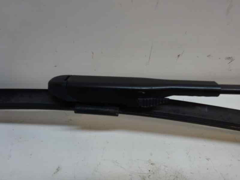 BRAZO LIMPIA DELANTERO DERECHO BMW SERIE 1 2.0 118D MT 143CV