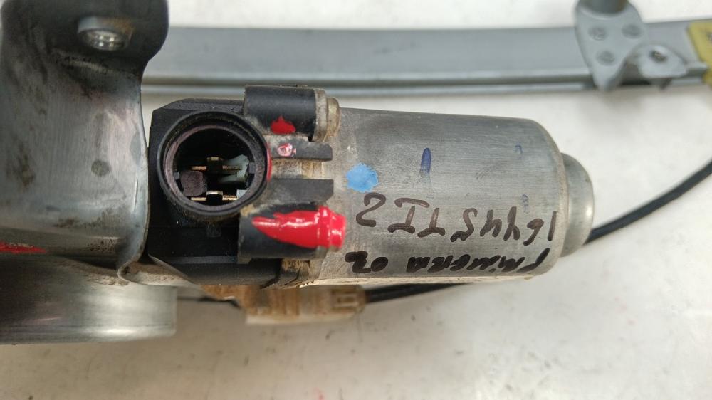 ELEVALUNAS TRASERO IZQUIERDO NISSAN PRIMERA 2.2 DTI MT 126CV | 93KW