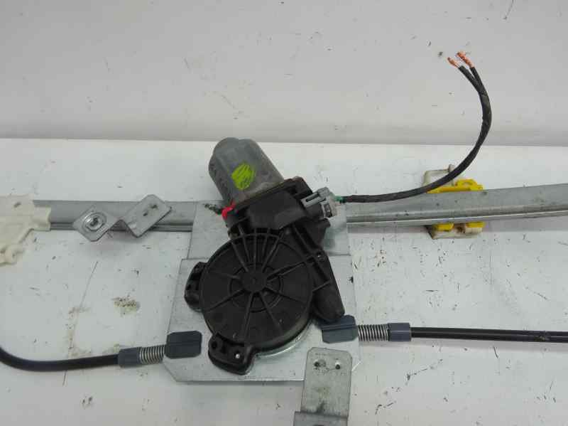 ELEVALUNAS DELANTERO DERECHO RENAULT MODUS 1.5 DCI MT 85CV