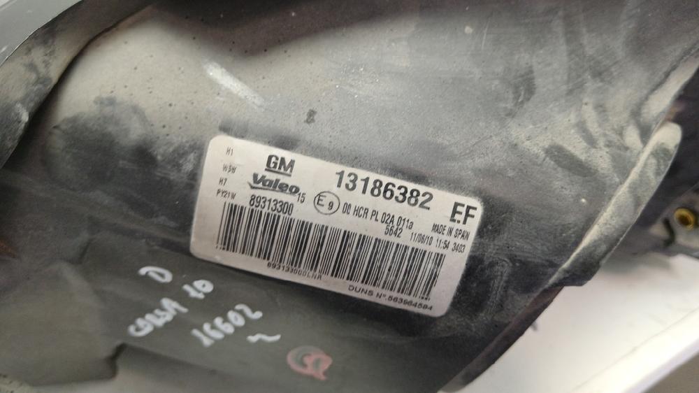 FARO DERECHO OPEL CORSA 1.3 CDTI MT 75CV