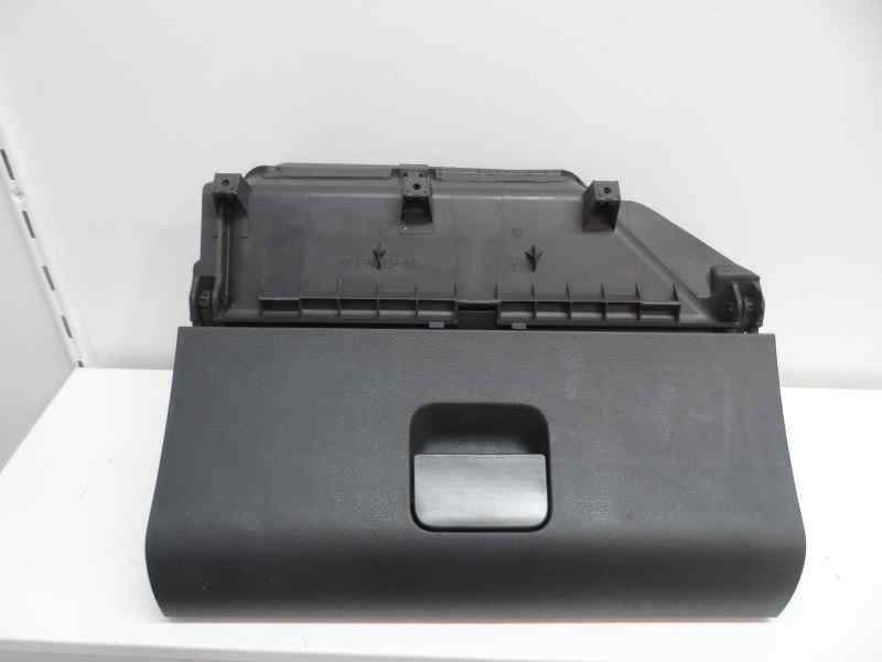 GUANTERA VOLKSWAGEN POLO 1.4 TD MT 70CV | 51KW