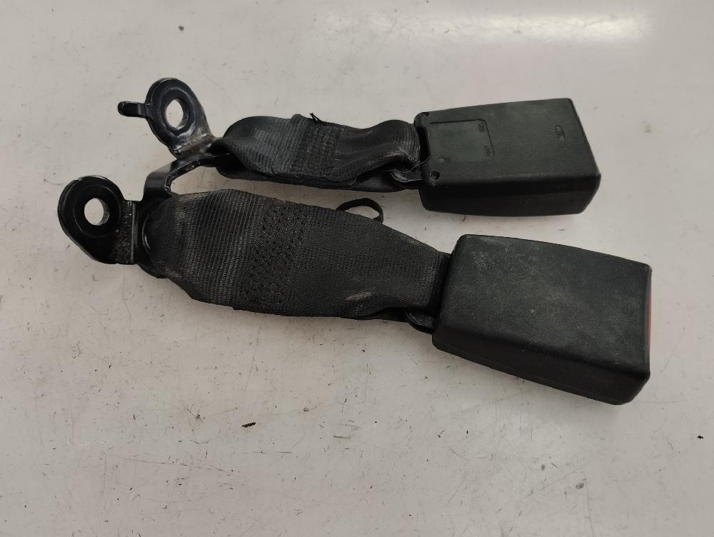 ANCLAJE CINTURON TRASERO IZQUIERDO CITROEN C3 1.2 MT 82CV | 60KW