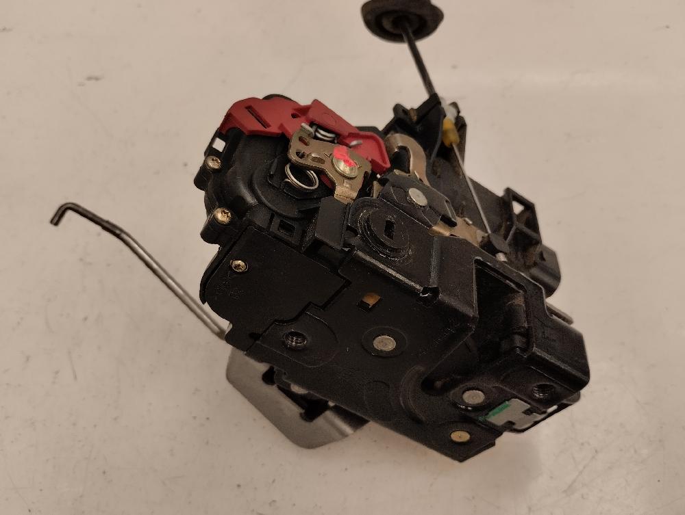 CERRADURA PUERTA TRASERA IZQUIERDA AUDI A4 2003 1.9 TDI 6MT 130CV