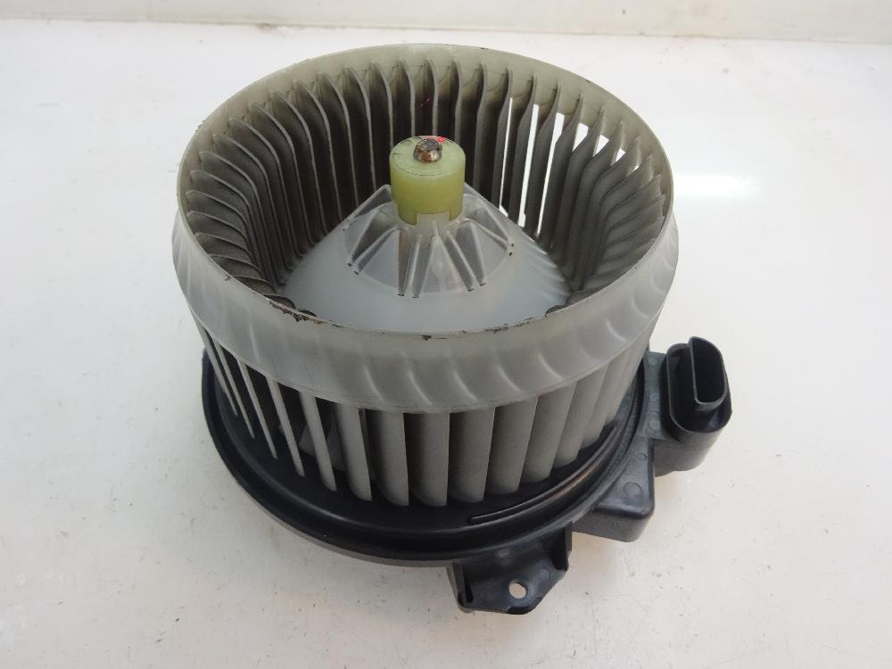 MOTOR CALEFACCION TOYOTA YARIS 1.3 MT 87CV | 64KW