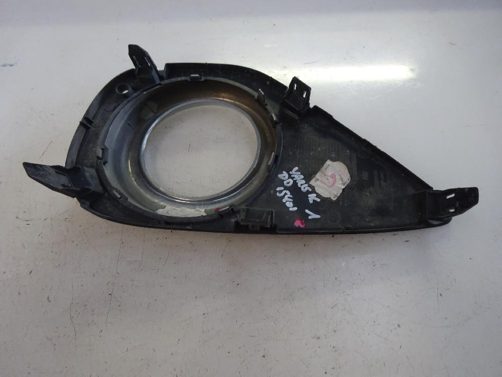 REJILLA PARAGOLPES DERECHA TOYOTA YARIS 1.0 MT 69CV