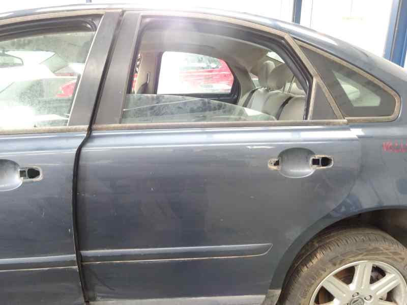 PUERTA TRASERA IZQUIERDA VOLVO S40 2.0 TD MT 136CV
