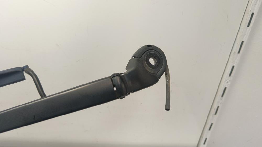 BRAZO LIMPIA DELANTERO IZQUIERDO CITROEN C4 CACTUS 1.2 MT 110CV | 81KW