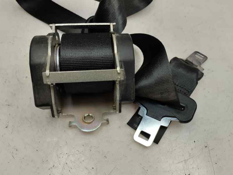 CINTURON SEGURIDAD TRASERO CENTRAL DACIA DOKKER 1.5 MT 95CV | 70KW