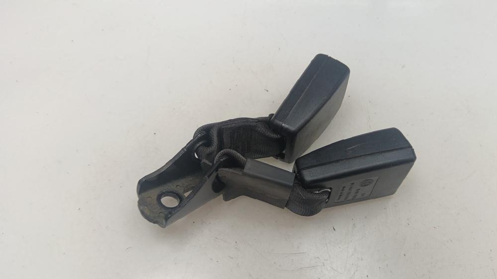 ANCLAJE CINTURON TRASERO IZQUIERDO VOLKSWAGEN JETTA 1.6 TDI MT 105CV