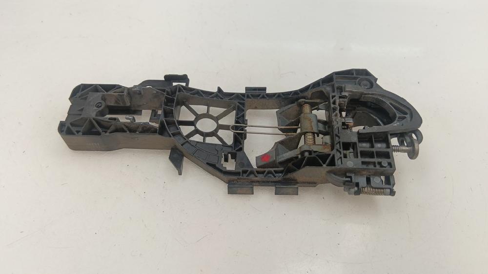 SOPORTE MANETA EXTERIOR PUERTA TRASERA DERECHA VOLKSWAGEN PASSAT PASSAT 2.0 140CV TDI 103KW