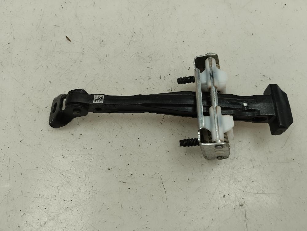 RETENEDOR PUERTA FORD KUGA 1.5 150CV | 110KW, GASOLINA, MT, ACCIONAMIENTO DELANTERO