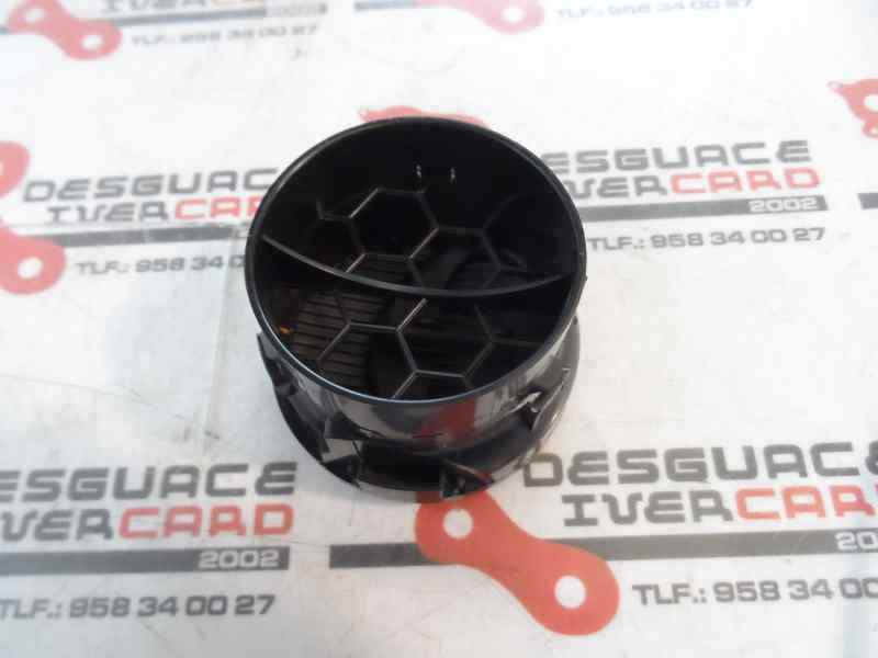 REJILLA AIREADORA MAZDA 2 1.3 MT 75CV